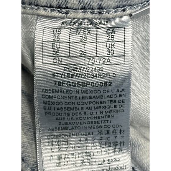 Guess Shorts Womens 28 Triangle Logo Jean Daisy Dukes Low Rise Acid Wash - Picture 9 of 9